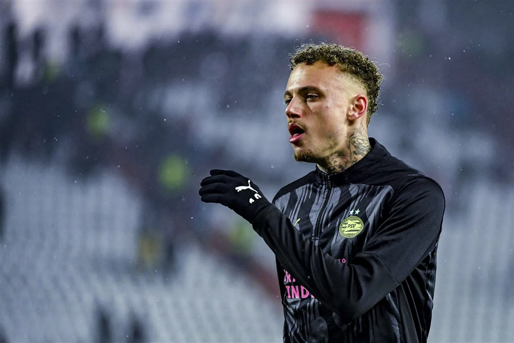 Gaat PSV zwichten voor bod op 'key player' Lang? 'Geld is geld'