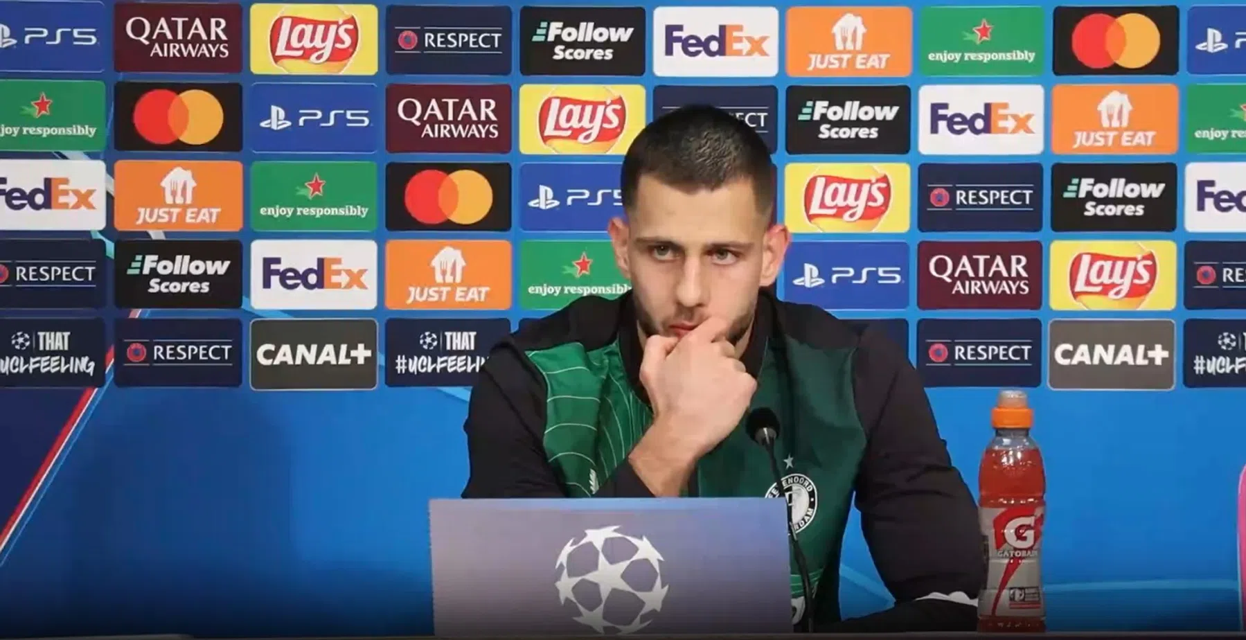 Hancko vergelijkt situatie van Feyenoord met die van Ajax