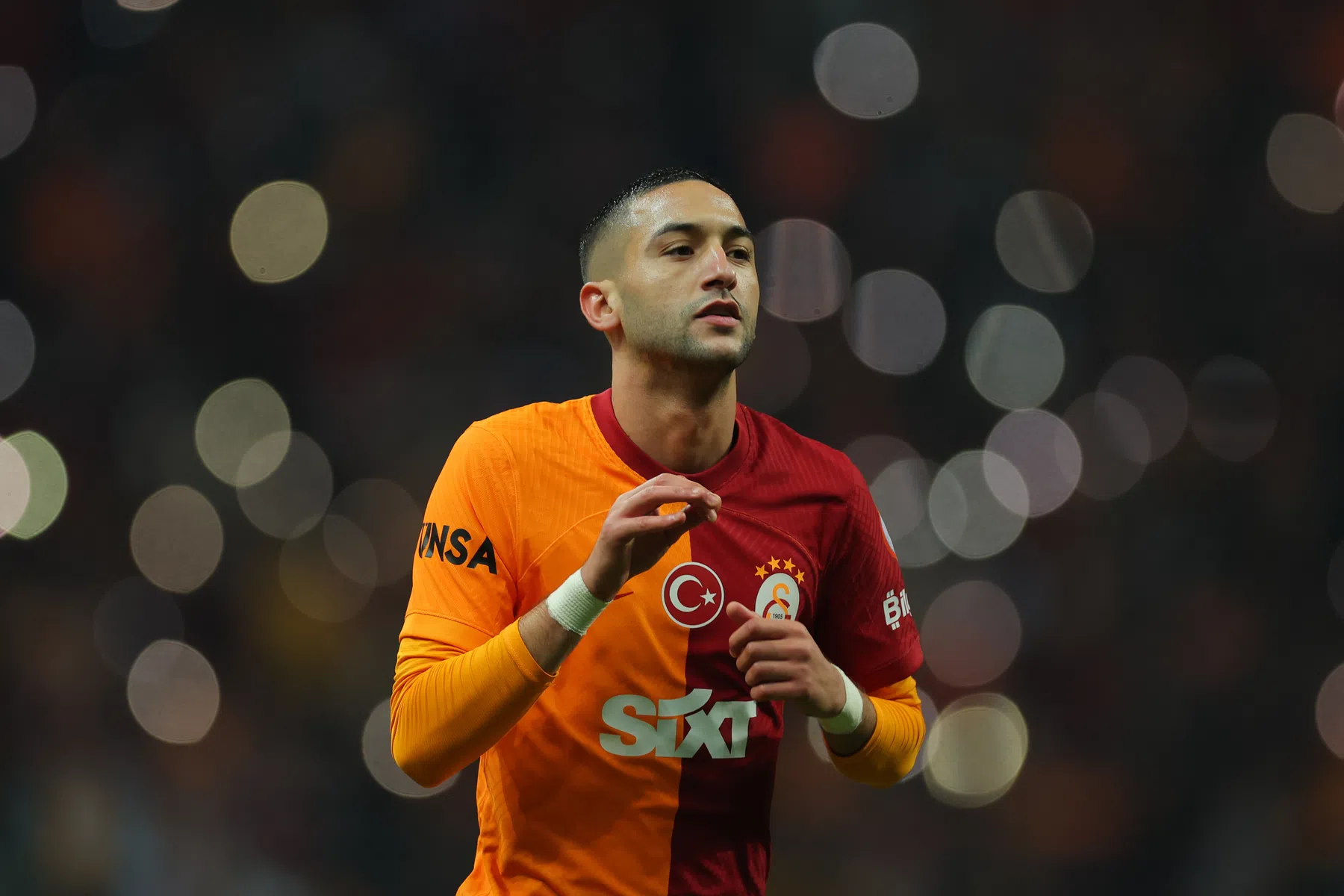 Officieel: Ziyech trekt naar Qatar voor volgende avontuur