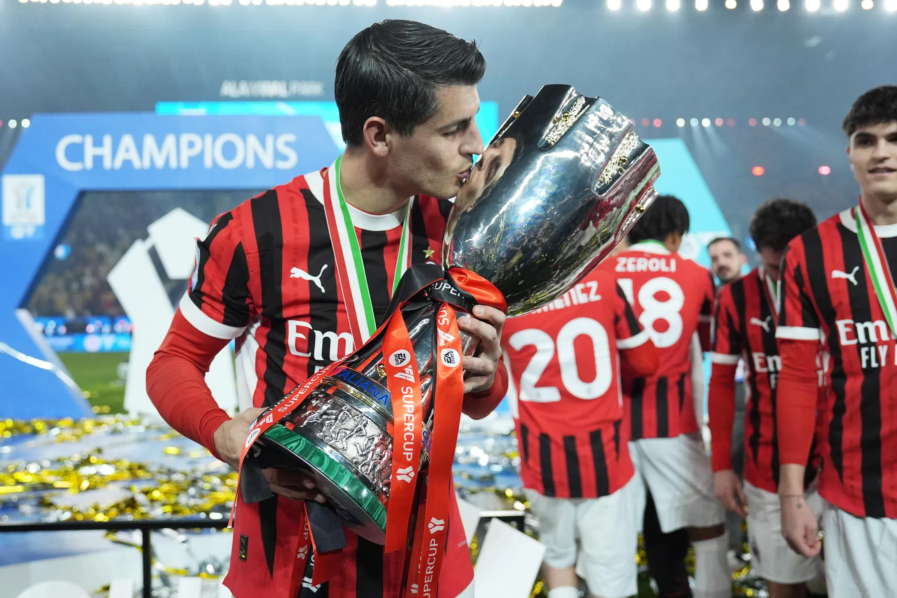'AZ kan borst natmaken: Galatasaray haalt Morata'