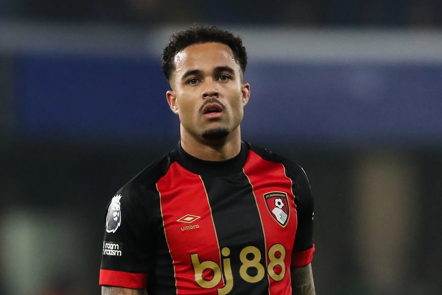 Uitblinkende Salah laat Slot juichen na megamisser Kluivert