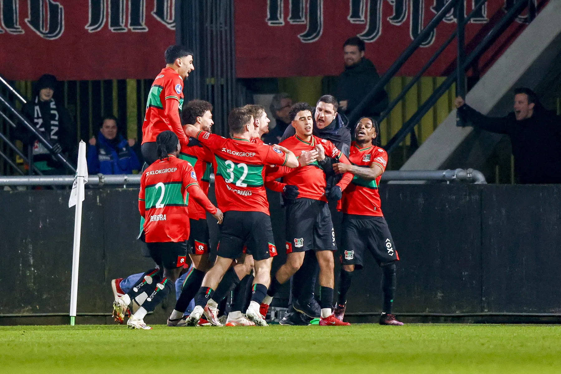 PSV verslikt zich opnieuw in NEC na onvoorstelbare comeback