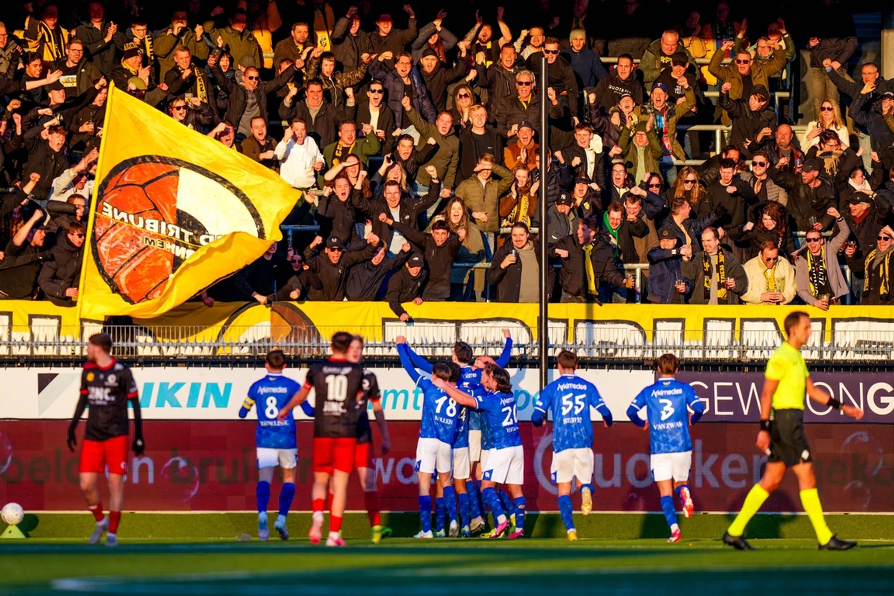 Vitesse maakt indruk met overwinning bij nummer twee Excelsior