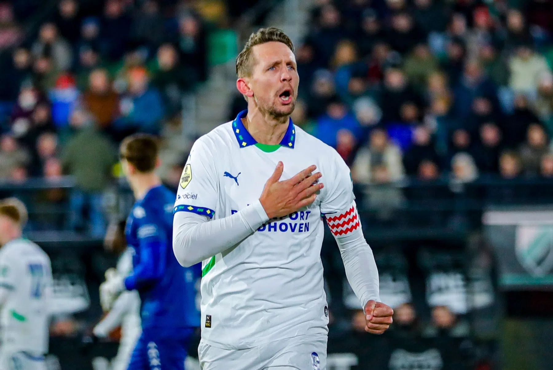 De Jong vol ongeloof na comeback NEC: 'Je zet jezelf een beetje voor schut'