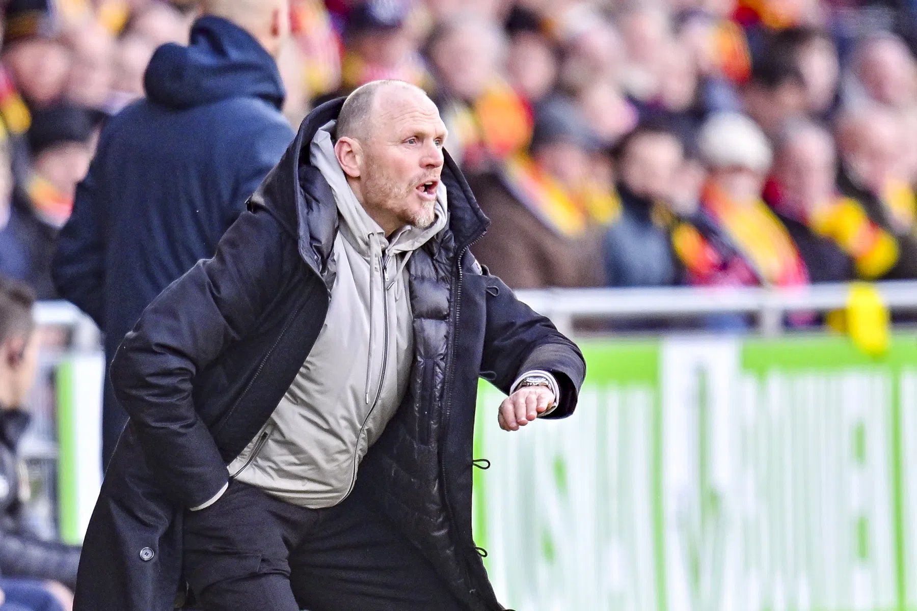 Oosting hoopt nog op versterking bij FC Twente en gaat zitten met Salah-Eddine