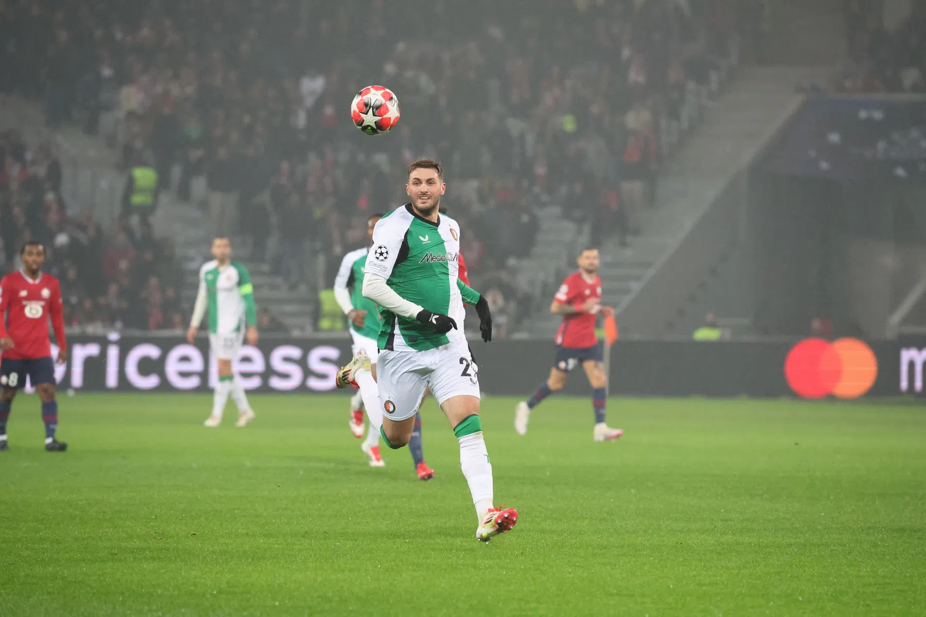 Gimenez neemt afscheid van Feyenoord: 'Intens van deze tijd genoten'

