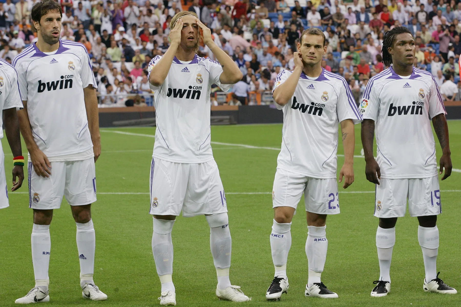 Drenthe lacht om Real-presentatie: 'Daar zat Wes wel mee'