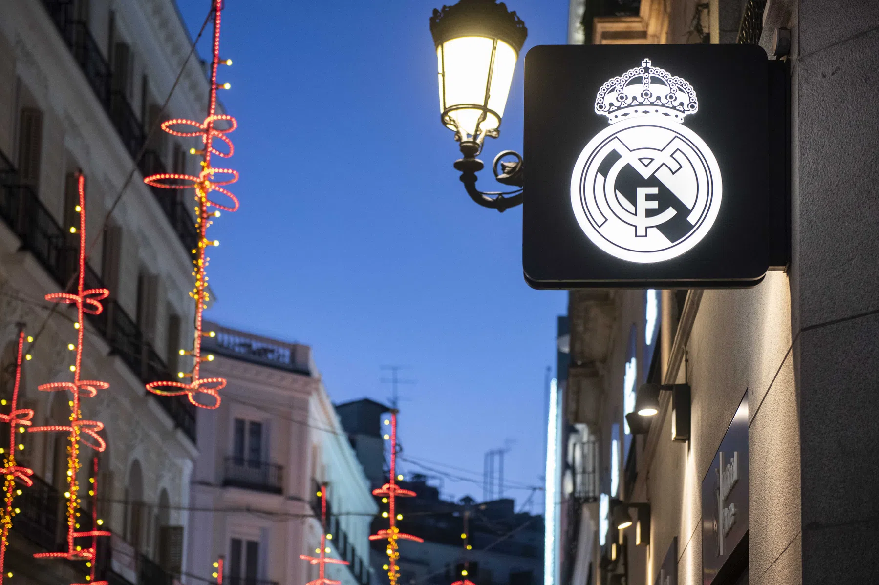 Furieus Real Madrid eist in brief complete renovatie van Spaanse arbitrage