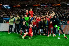 Thumbnail for article: Romantiek en cynisme botsen in Enschede