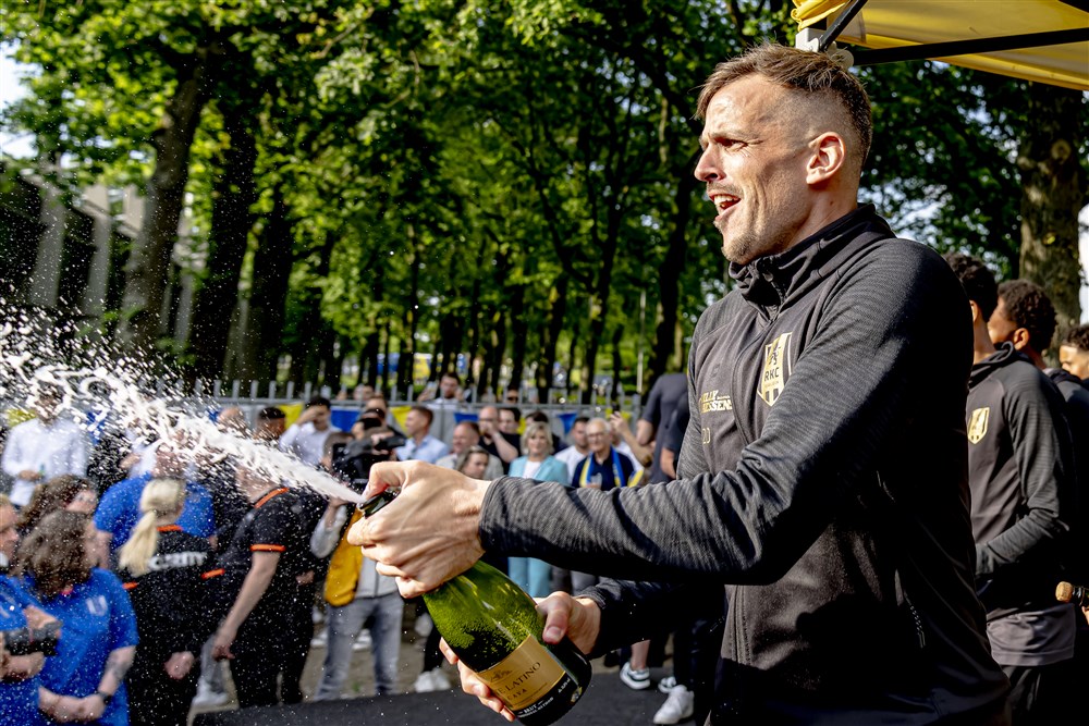 'Van Seuntjens wordt veel verwacht, Groningen heeft goals nodig'