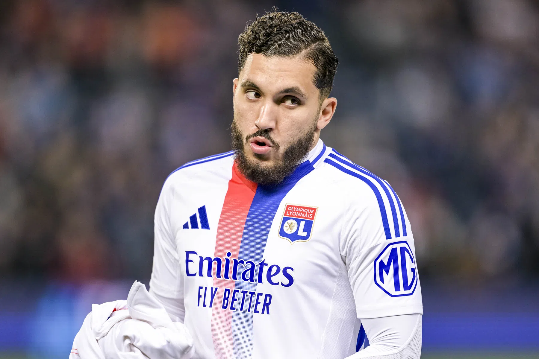 Lyon ontsnapt aan uitsluiting voor achtste finale Europa League