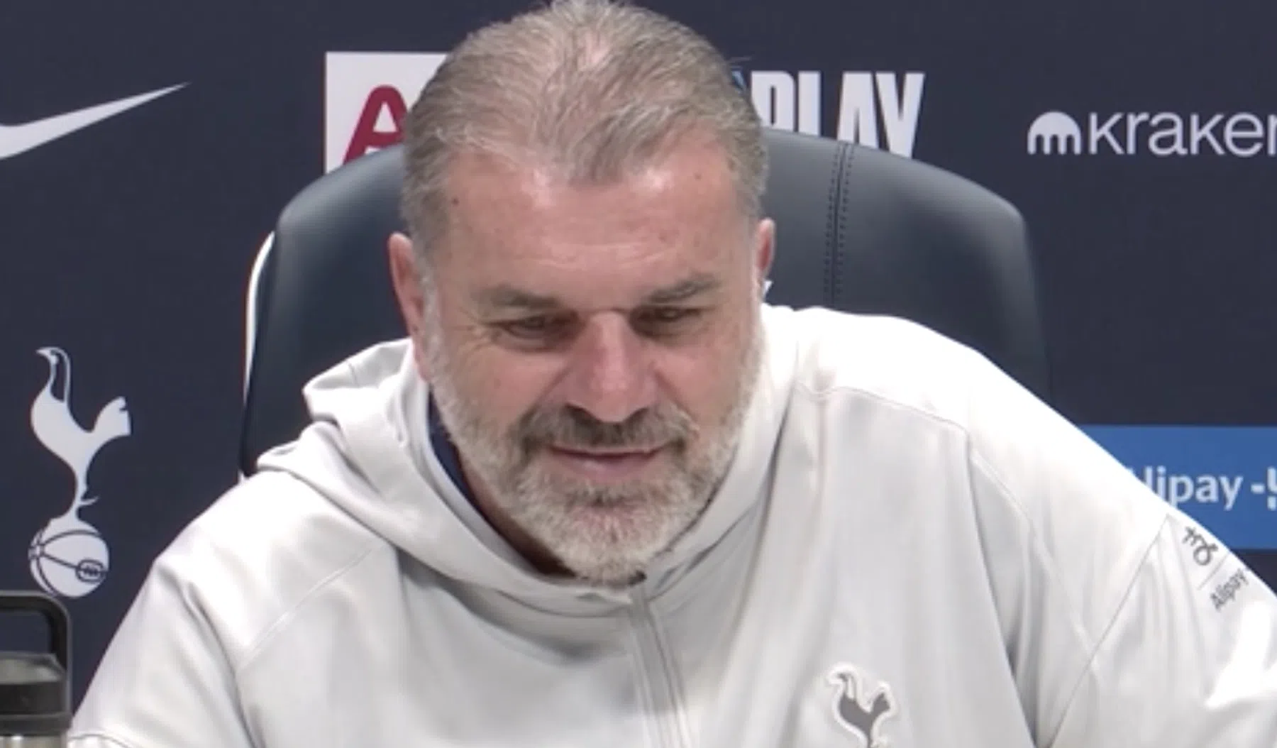 Postecoglou haalde alles uit de kast voor aanwinst: 'Hij viel bijna in slaap'