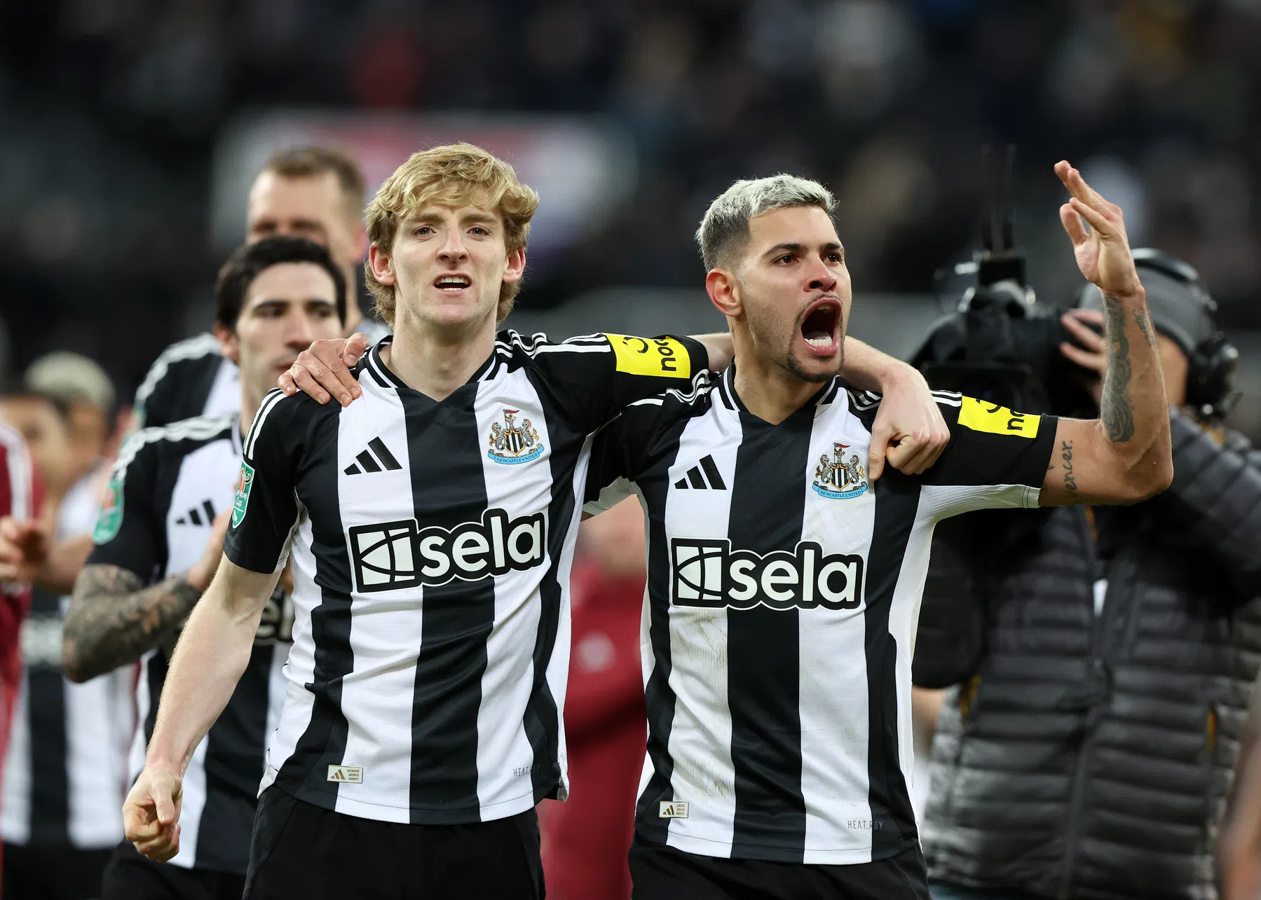 Newcastle-Arsenal: steek onder water en prachtig gebaar aan familie Tioté 