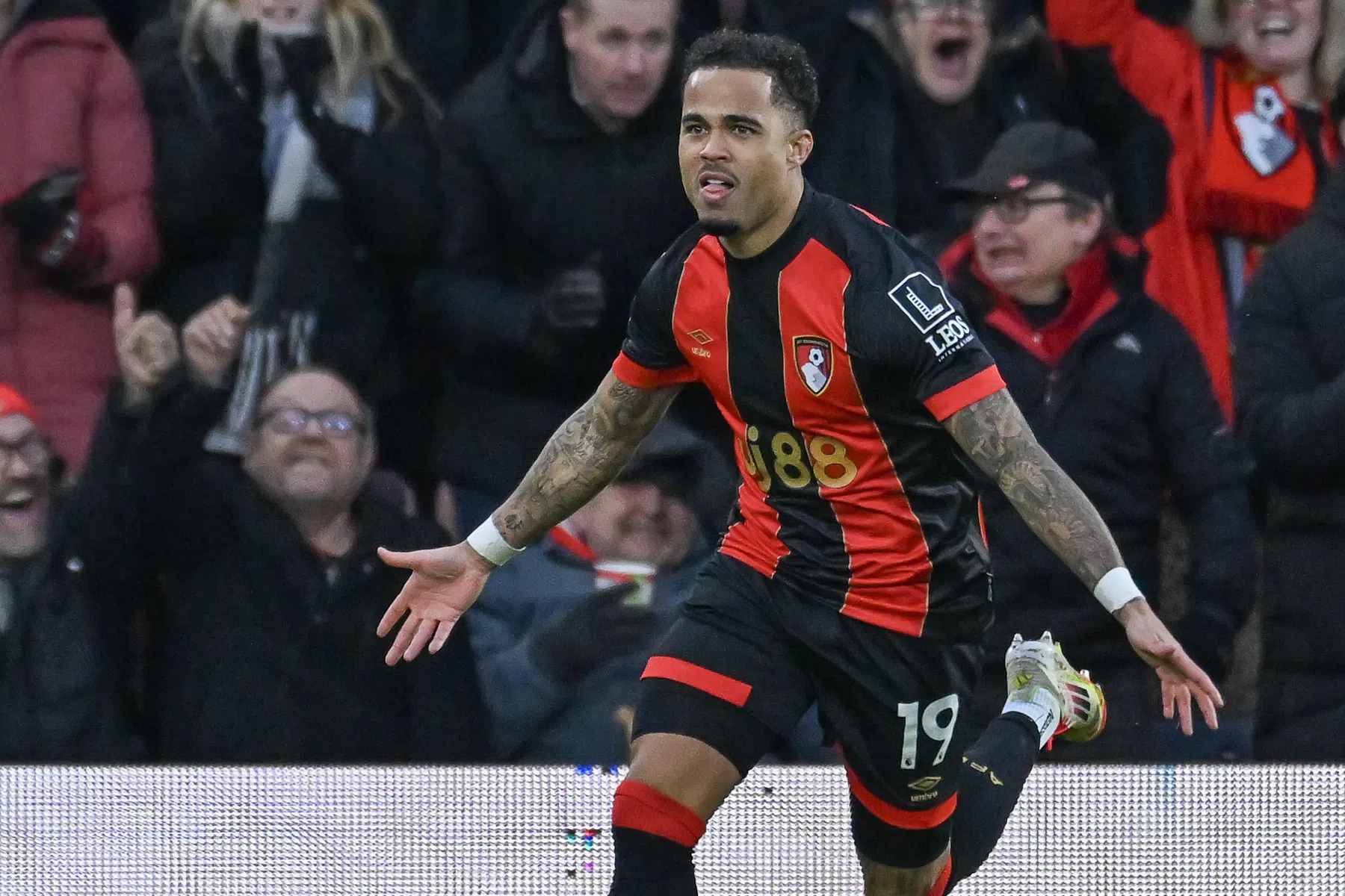 Ontketende Kluivert troeft Gakpo af en is Speler van de Maand