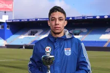 Thumbnail for article: Messi trapte in truc Krastev: 'Iedereen wilde wel iets van hem'