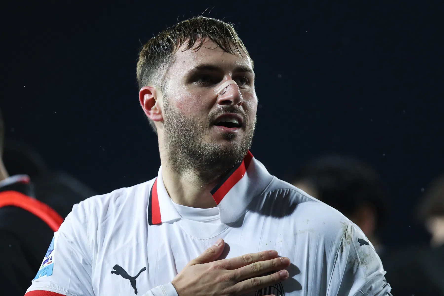 Gimenez bejubeld na 'penseelstreek' in Empoli: 'Milan heeft zijn spits gevonden'