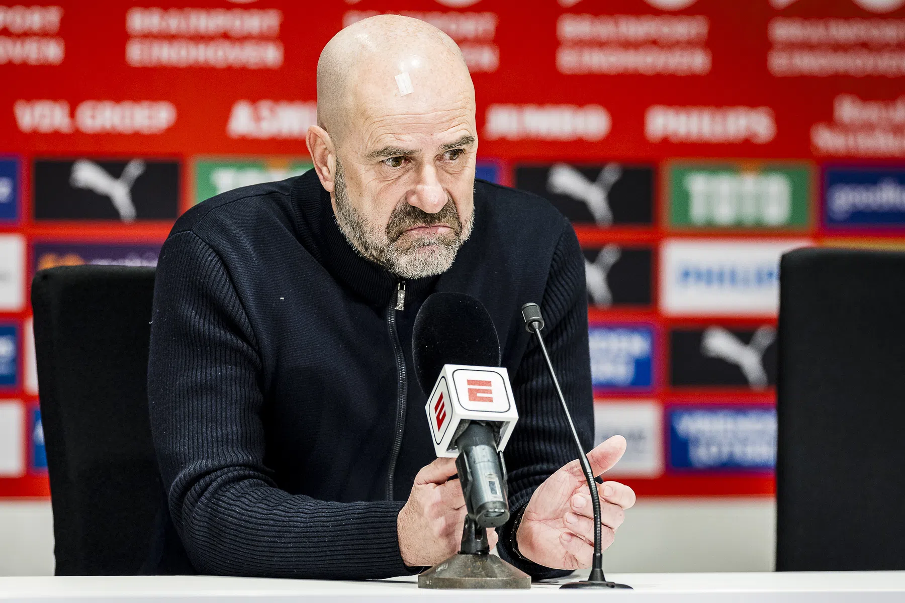 Bosz enorm teleurgesteld over spel PSV: 'Resultaat was logisch gevolg'