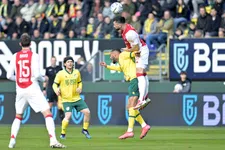 Thumbnail for article: Waarom Ajax ondanks minder doelsaldo dan PSV bovenaan staat