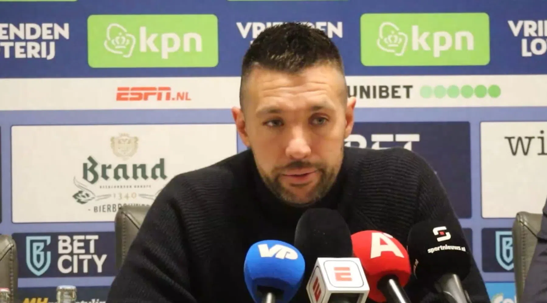 Farioli blij met gedachtegang Ajax-community over titelrace