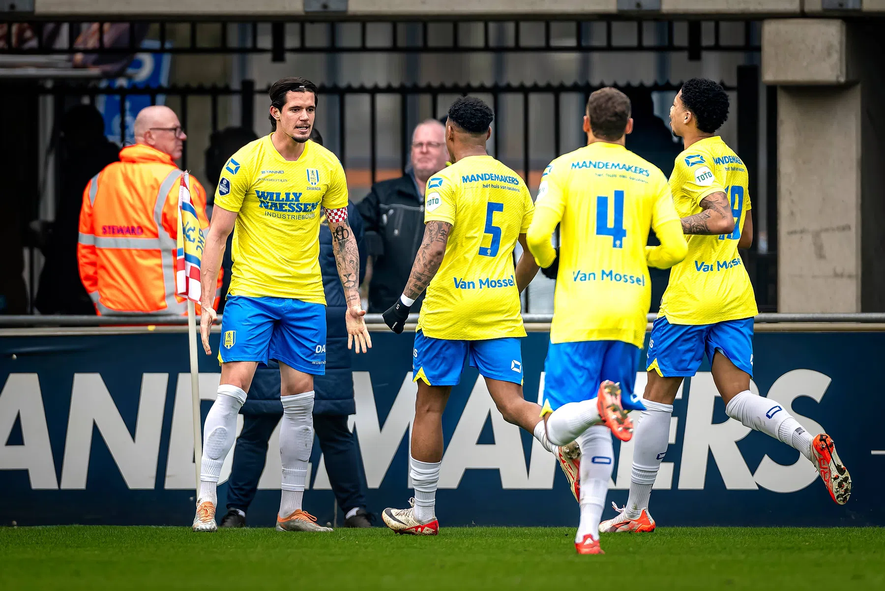 Wervelend RKC speelt NAC op een hoopje en legt druk bij Sparta