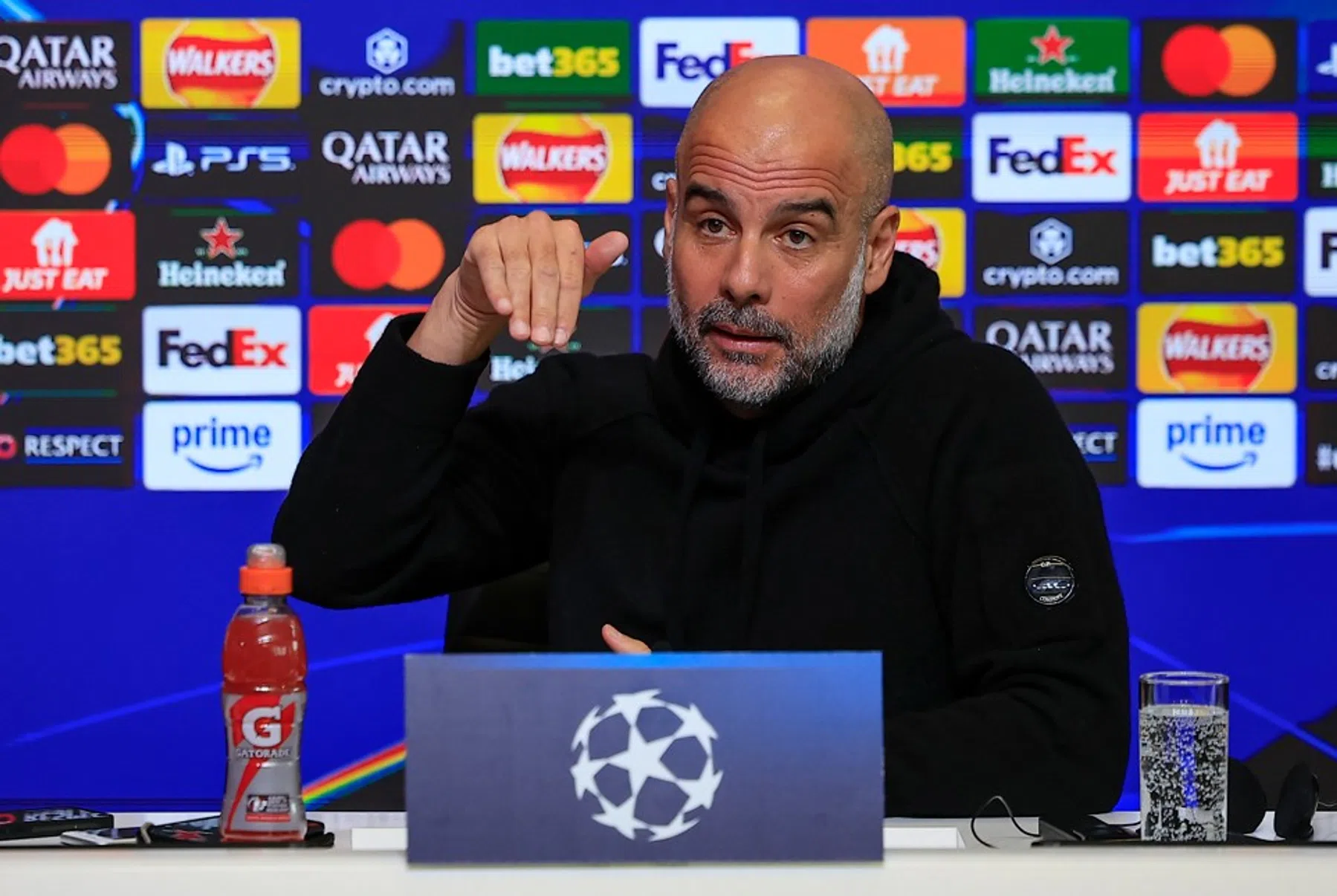 Guardiola: 'Als ik niet zo veel gewonnen had, had ik op straat gestaan'