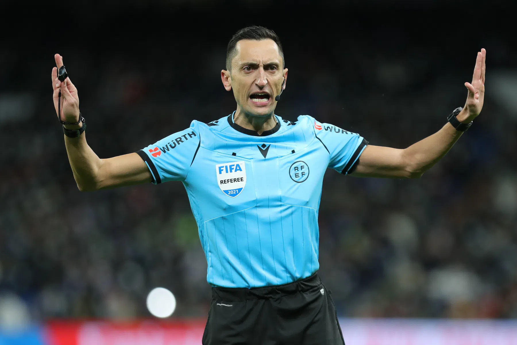 Feyenoord en AC Milan krijgen te maken met Spaanse scheidsrechter