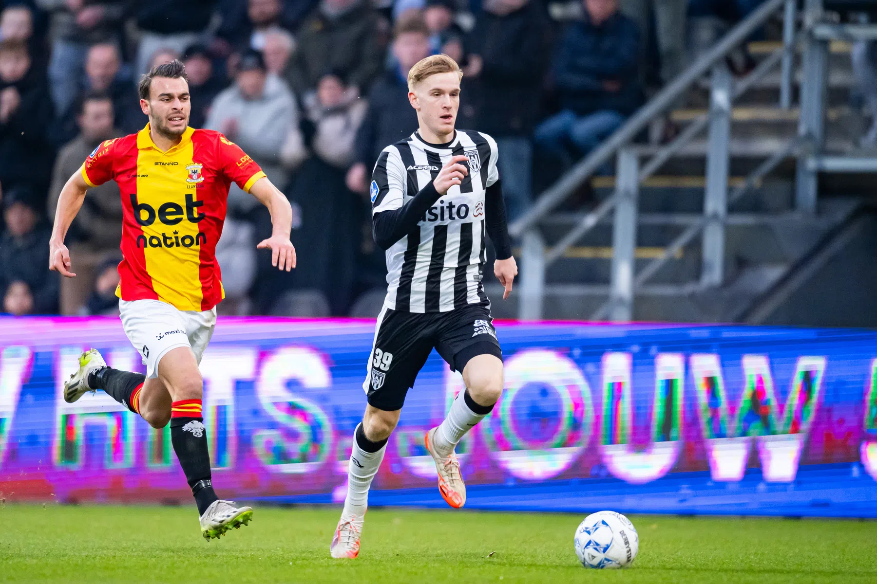 Van de Looi geniet van 'openbaring': 'Achttien jaar en dan zo spelen'