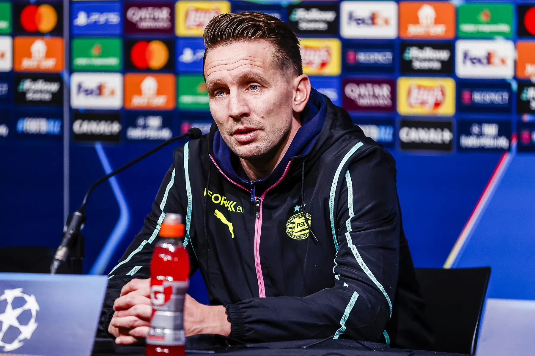 Luuk de Jong over vormcrisis PSV: 'Ik denk wel eens: hoe kan dit allemaal?'