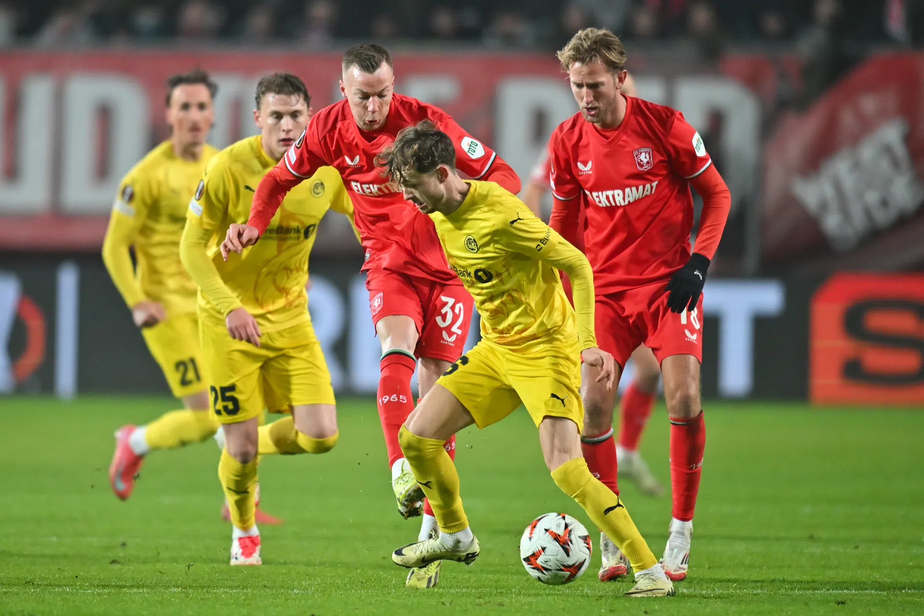 Noorse media willen Twente koekje van eigen deeg geven: 'Ook wij zijn wreed'