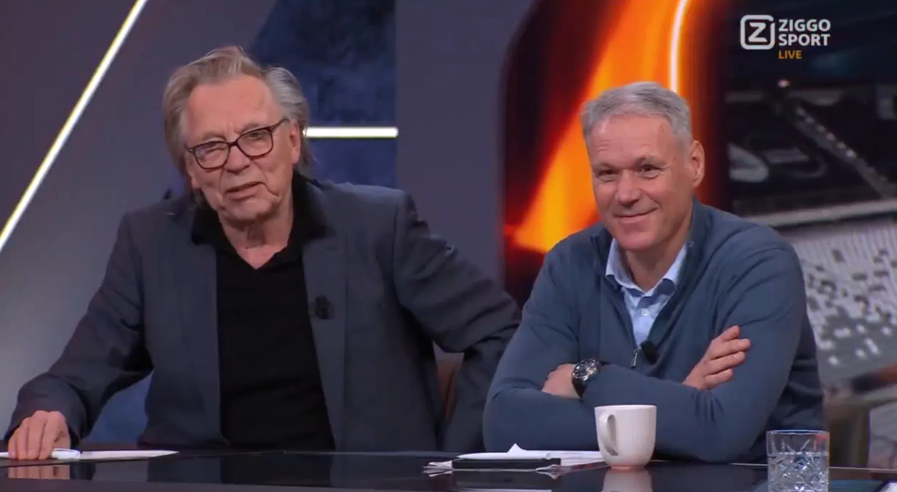 Van Basten geniet volop van 'boys' in Brussel en adviseert Ajax over Mokio