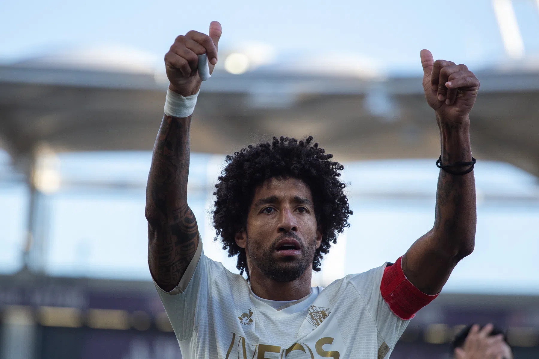 Dante (41) heeft er nog geen genoeg van en gaat op voor decennium bij Nice