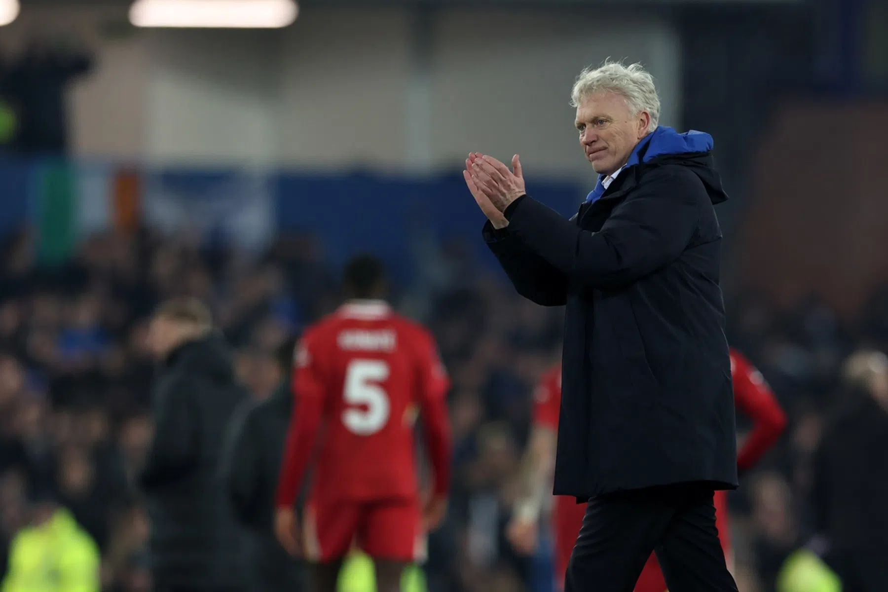 Moyes steunt Slot na rode kaart: 'Toen ik jonger was…'