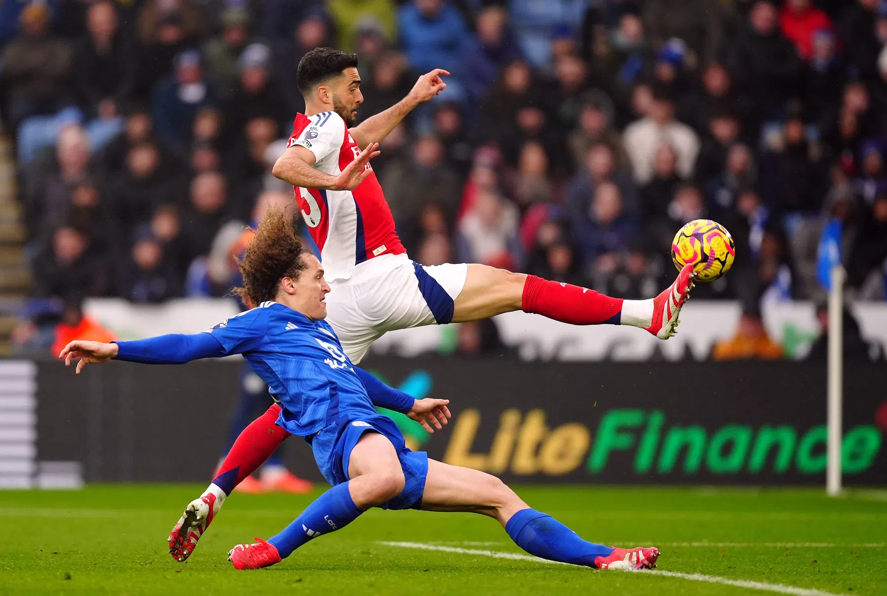 Merino wekt Duitse nachtmerrie tot leven met heldenrol voor Arsenal
