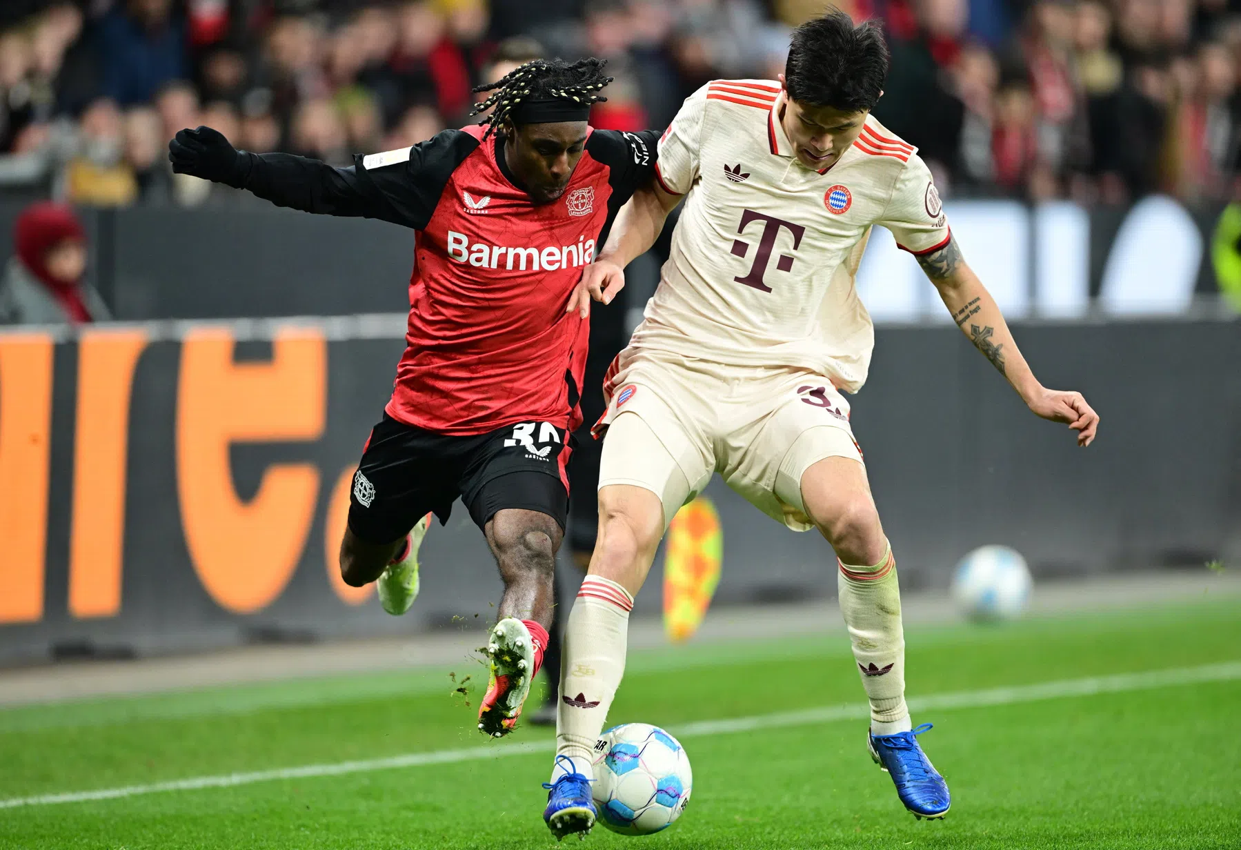 Bayer Leverkusen laat uitgelezen kans in Duitse titelstrijd onbenut