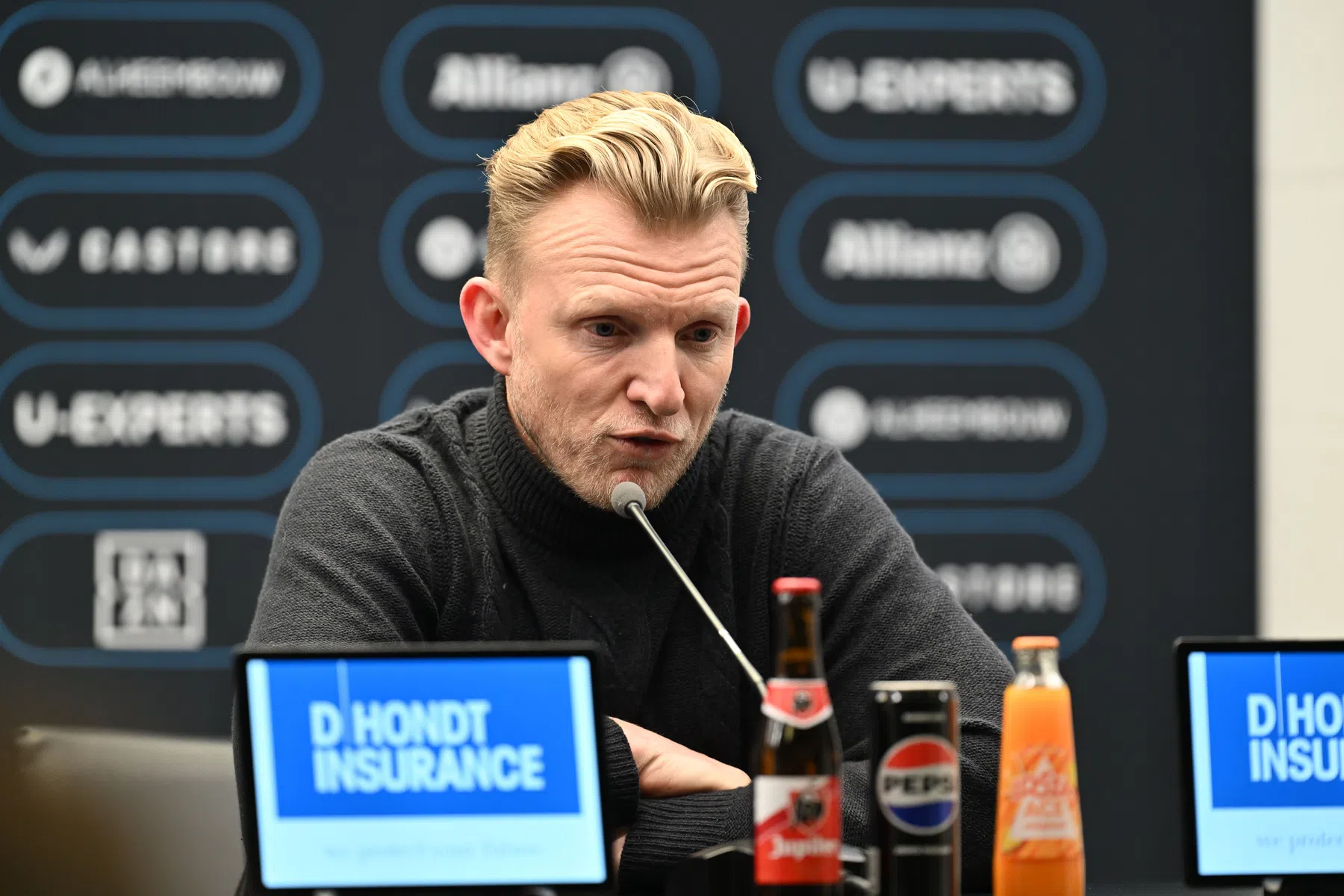 Kuijt denkt aan arbitrage-complot: 'Worden wij moedwillig tegengewerkt?'