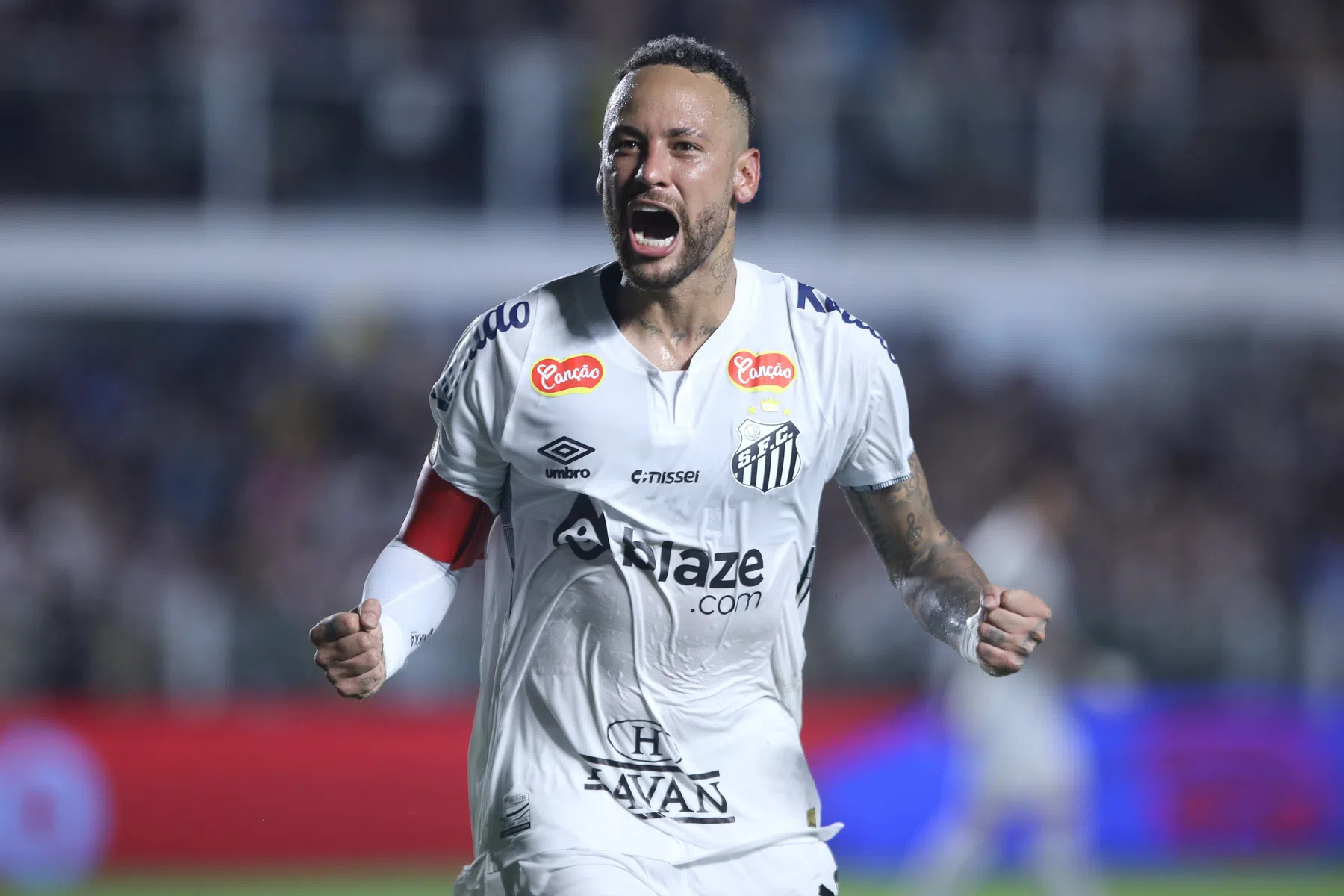 Neymar is nu echt terug: eerste goal en speculaties over contractverlenging