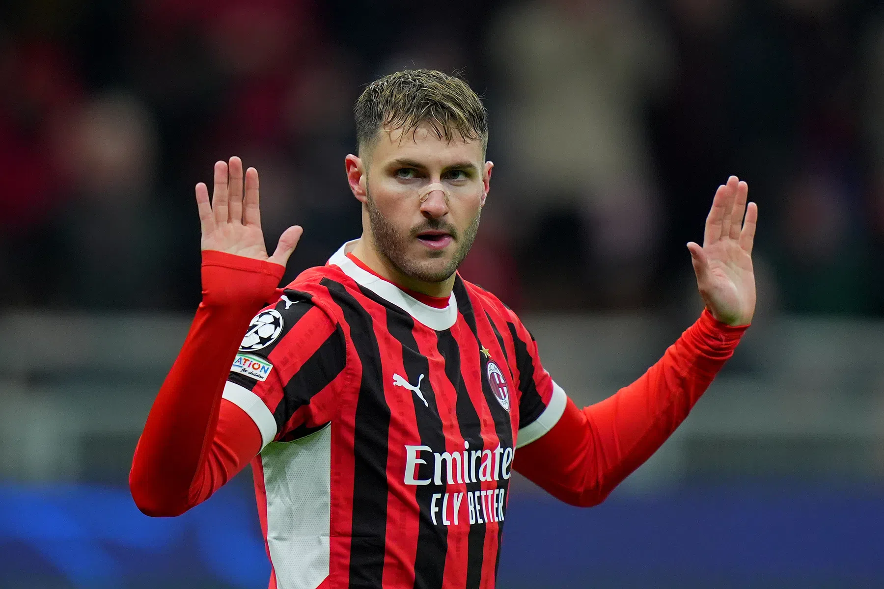 Teleurgestelde Gimenez feliciteert Feyenoord: 'Hoop dat ze nog ver komen'