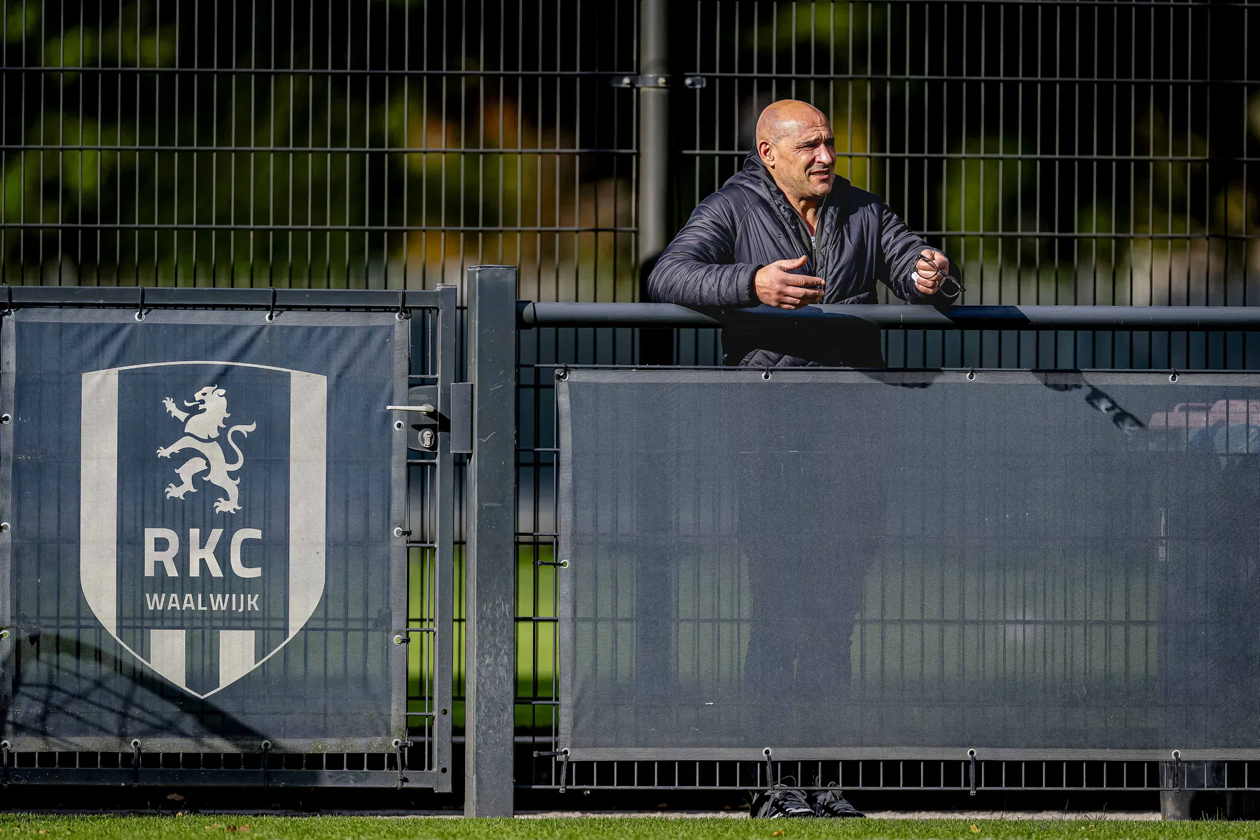 Technisch directeur Mo Allach kondigt vertrek bij RKC aan
