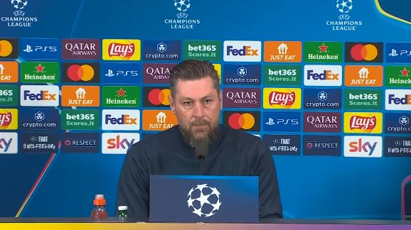 Bosschaart betwist na Feyenoord-stunt dat hij een onervaren coach is