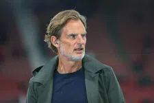 Thumbnail for article: De Boer en Janssen over grootste pijnpunt bij Ajax: 'Aan de bal zo slecht'