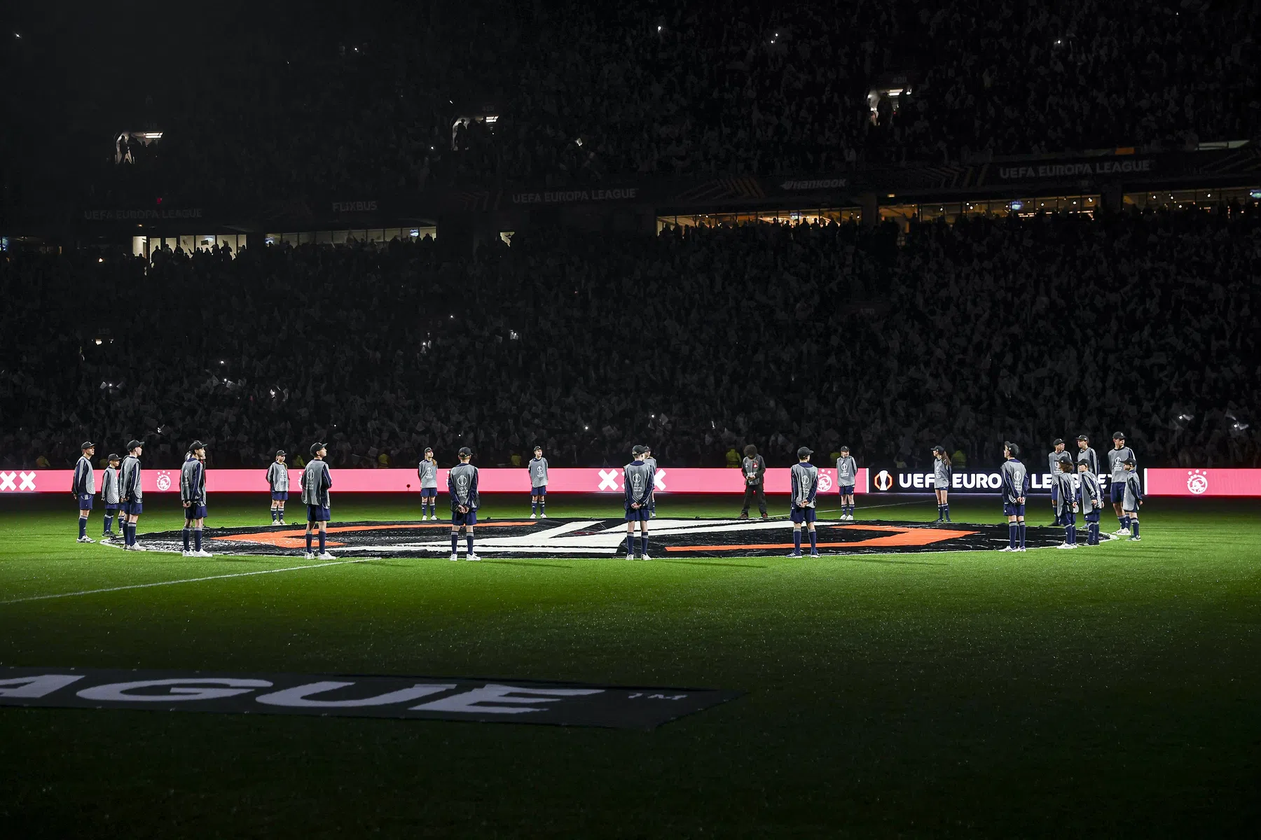 Ajax en AZ krijgen indeling van achtste finale Europa League te horen