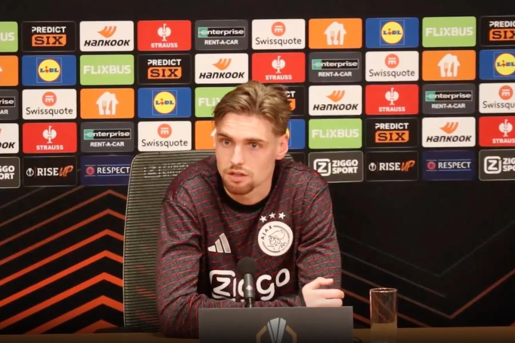 Taylor complimenteus over Traoré na belangrijke rol in duel met Union