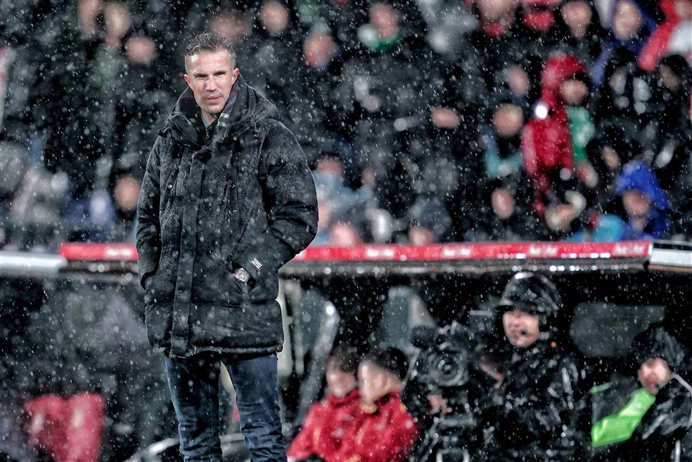 Komst Van Persie naar Feyenoord toegejuicht: 'Denkt na over voetbal'