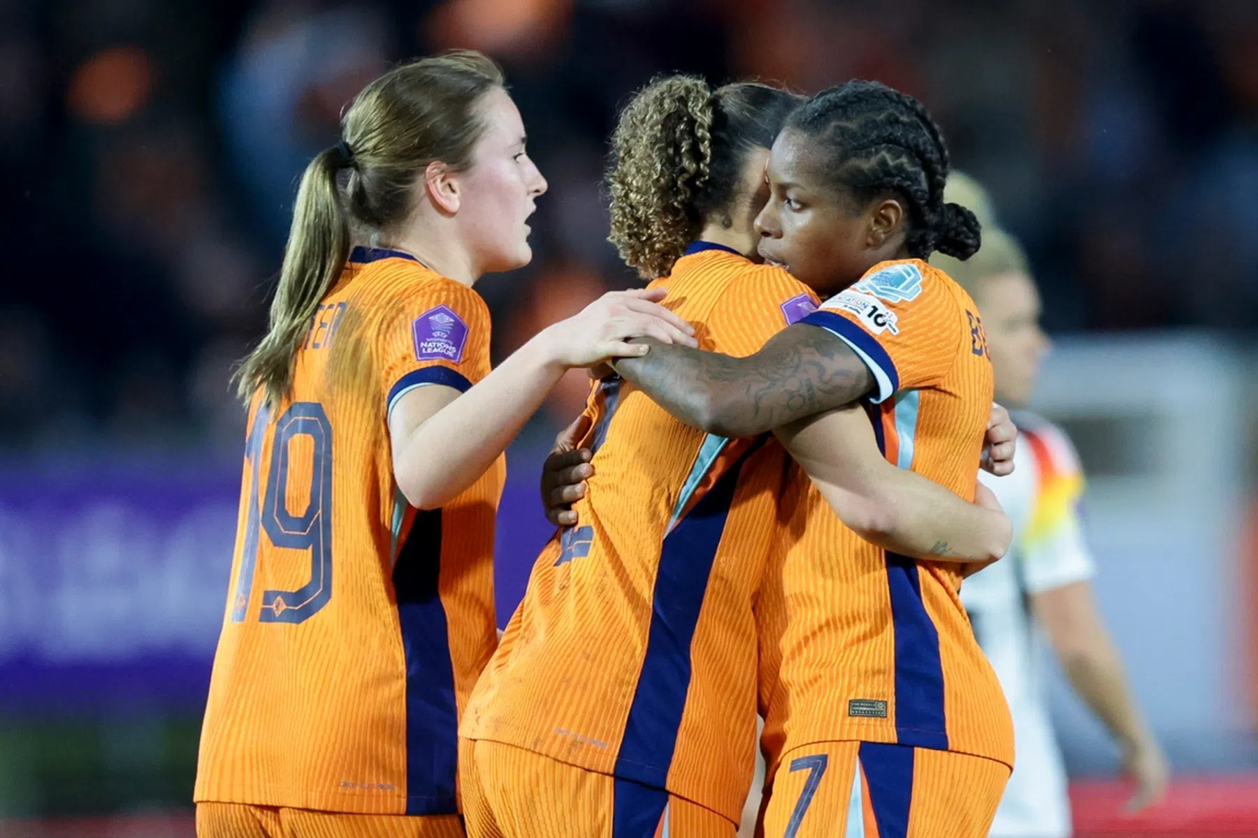 Beerensteyn geeft vertrekkende Jonker wat om te lachen in remise tegen Duitsland