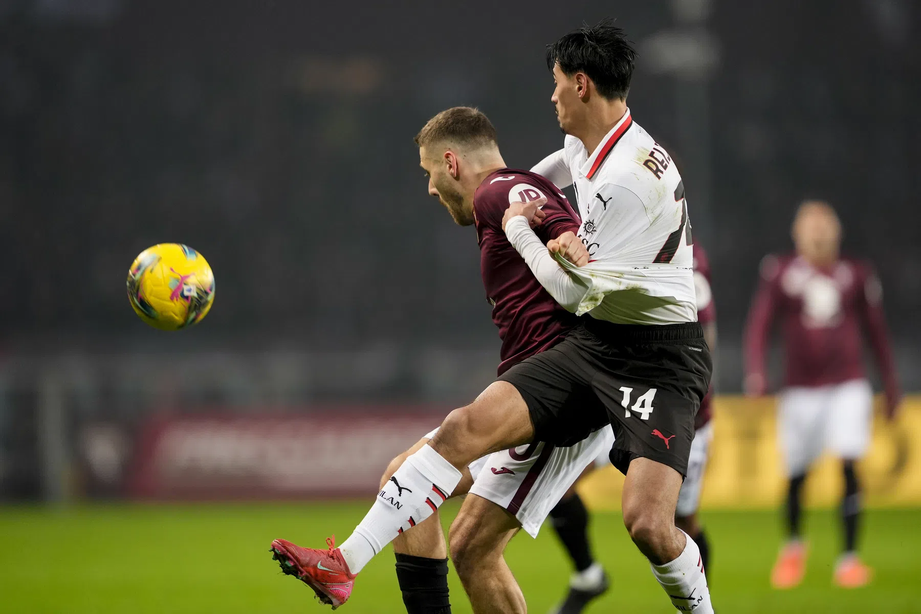 Fraaie Reijnders-goal kan volgende dreun AC Milan niet voorkomen