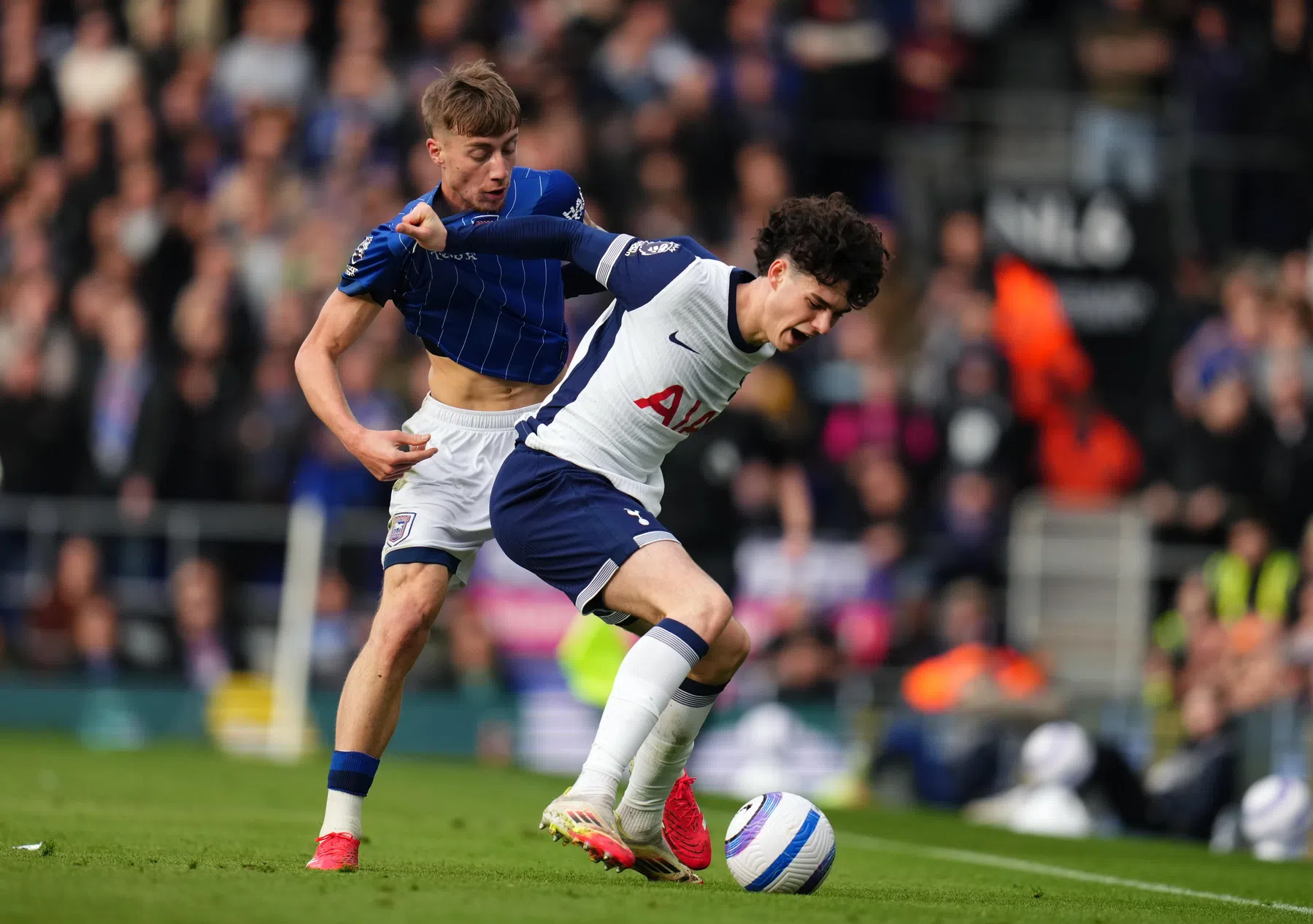 AZ-opponent Tottenham krijgt lucht in Premier League, weer assist Minteh