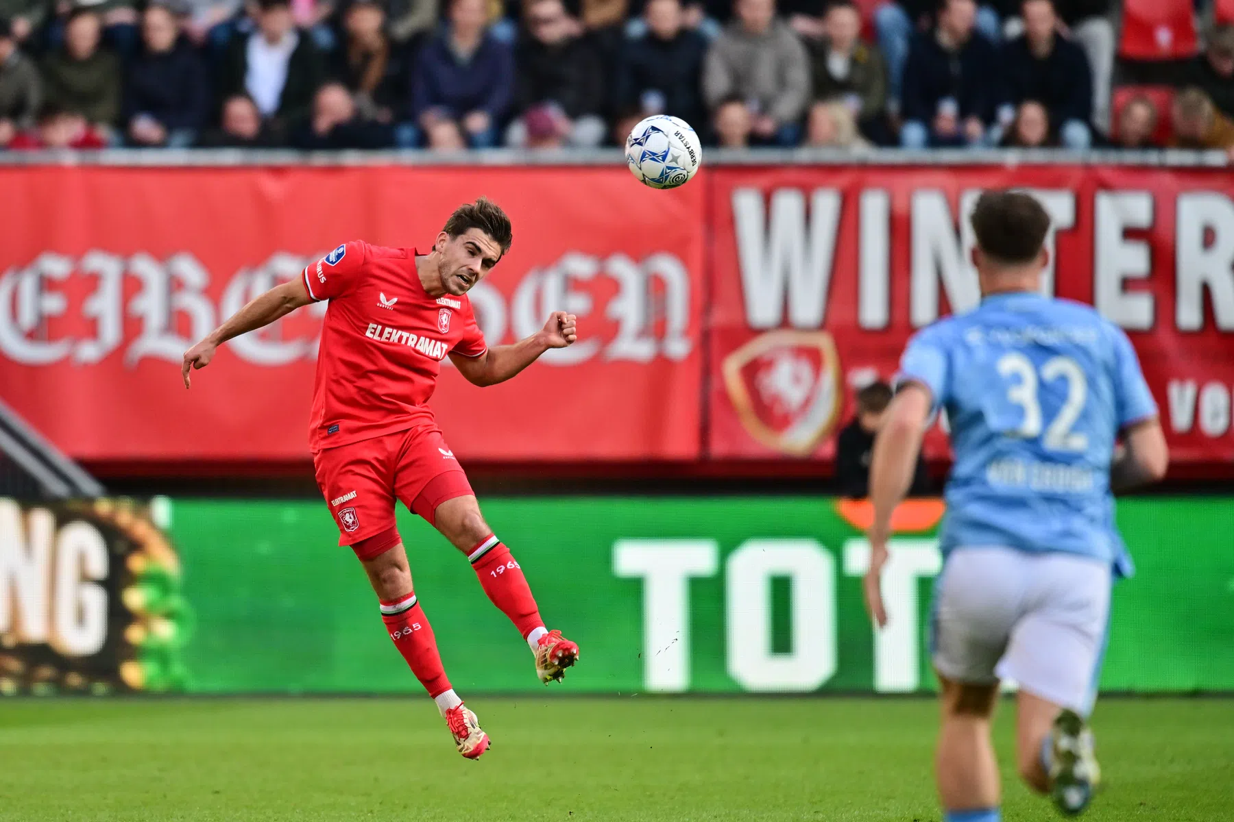 Bijzonder weerzien voor Van Rooij: 'Ik gun NEC alles, maar niet vandaag'