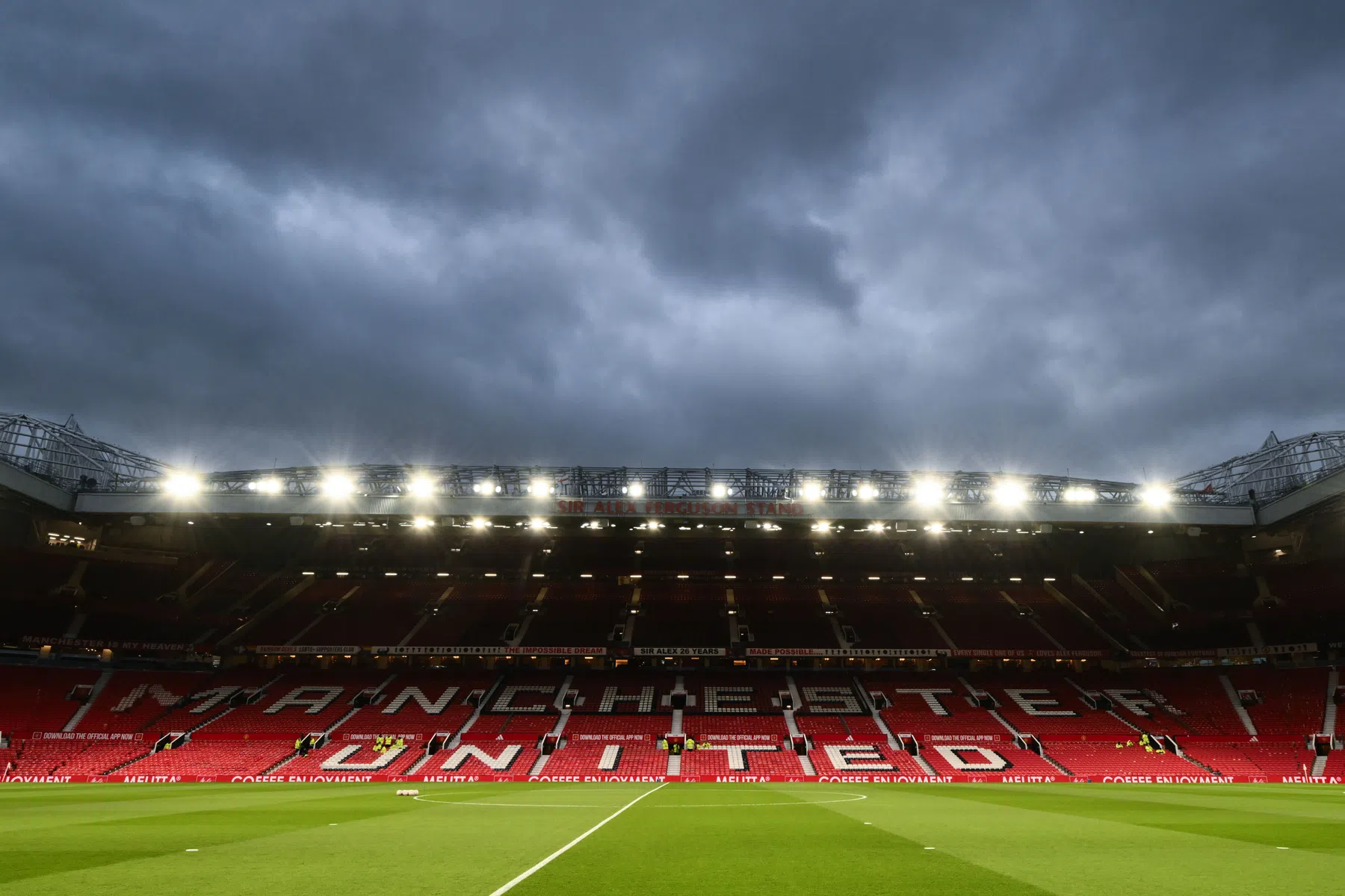 Kaalslag Man Utd gaat verder: opnieuw 150 tot 200 banen verdwijnen