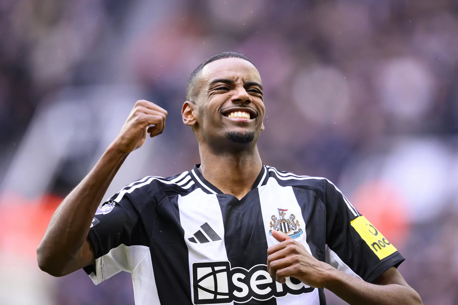 Isak blijft maar scoren en meldt zich op lijst met Premier League-iconen