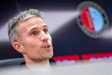 Thumbnail for article: 'Goed dat Van Persie wél uitspreekt dat Feyenoord derde moet worden'